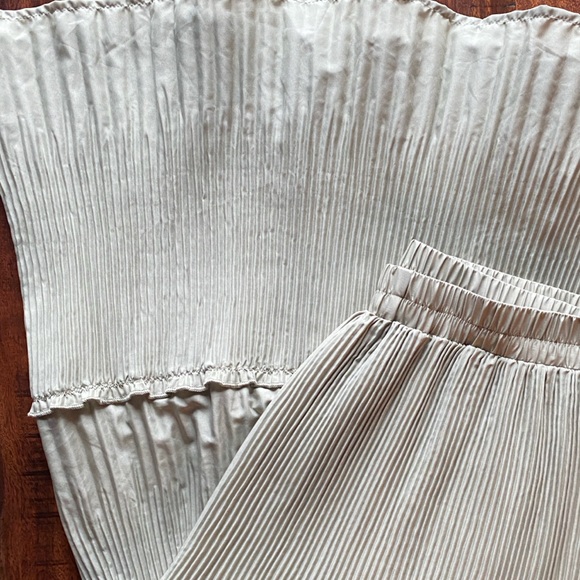 Dazy Safe Ruffle Midi Skirt - Medium - Picture 6 of 8